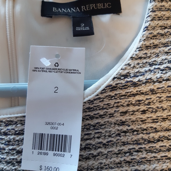 Banana Republic Bouclé Sheath Dress, SZ 2 - Picture 4 of 8